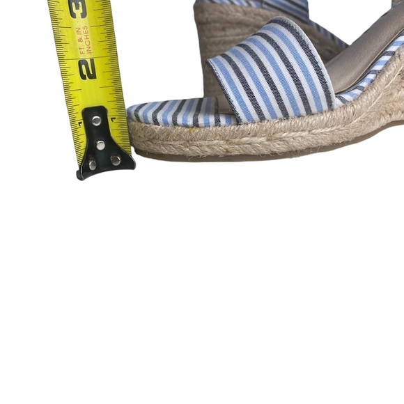 LifeStride Women's Tango Espadrille Wedge‎ Sandal Blue Multi Striped Size 8M - Picture 10 of 12